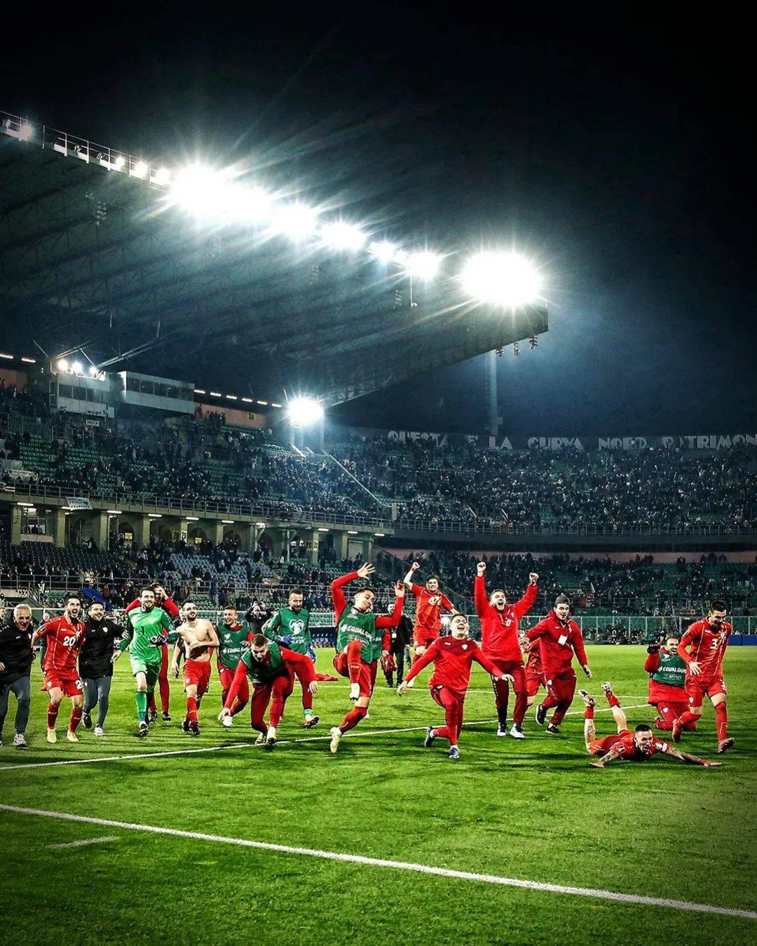 马其顿逆袭逼平，晋级前景暂时迷茫的简单介绍