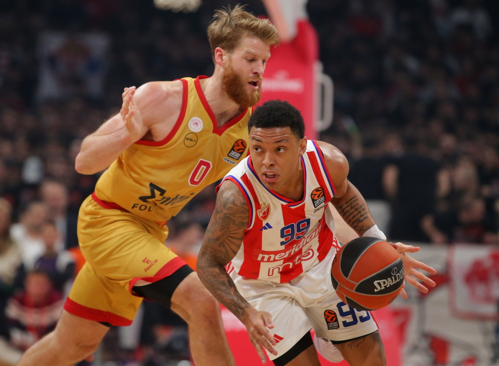 贝尔格莱德红星主场惨败，榜尾困境