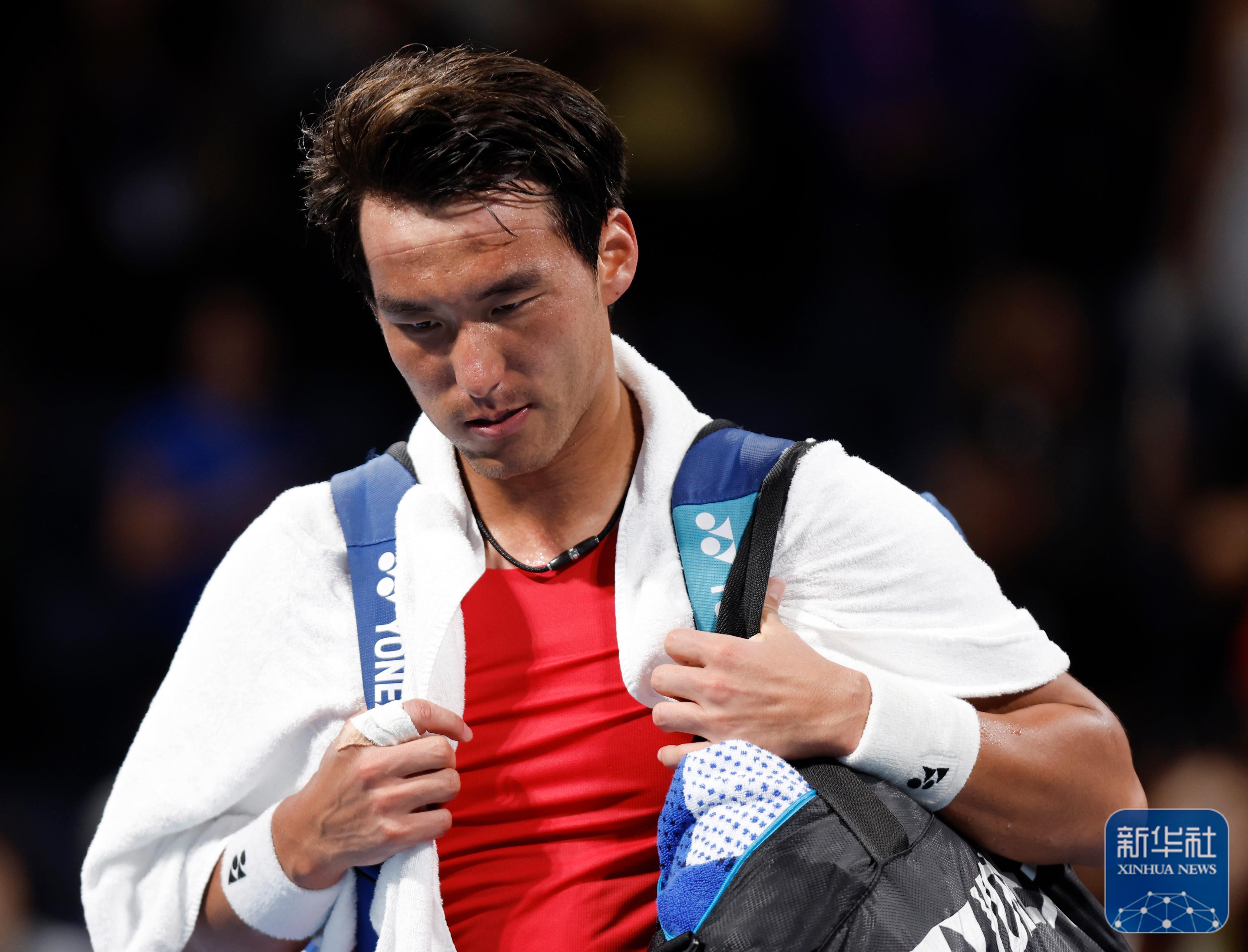 澳大利亚运动员气势凛然，为下一轮比赛做好准备的简单介绍