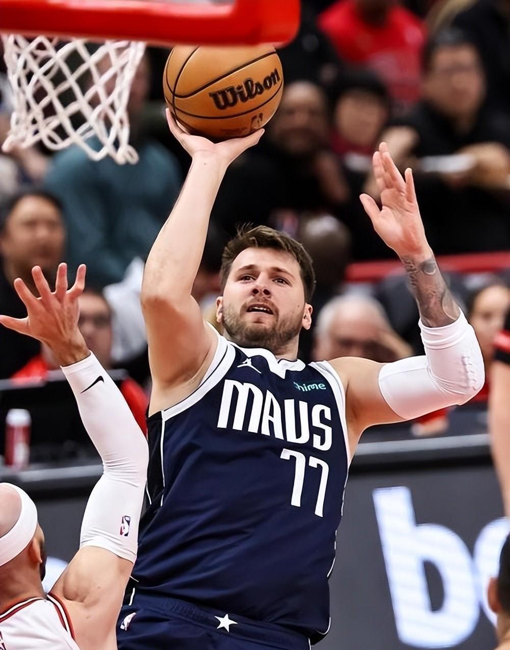 东契奇新星战术调整表现惊艳，加拿大队未来可期！